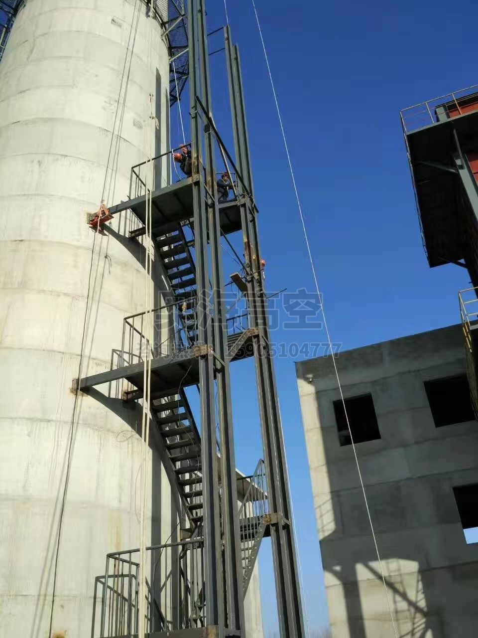 折疊鋼爬梯安裝